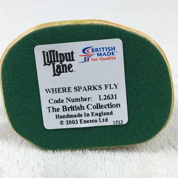 Vintage 2003 LILLIPUT LANE Where Sparks Fly (L2631) mini UK cottage collectable - Picture 12 of 13